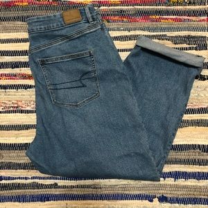 American Eagle Stretch Curvy Mom Jean